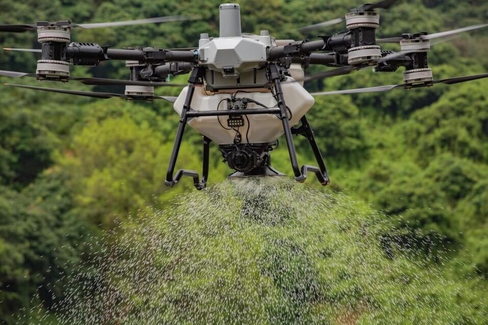 Технологический гигант DJI представил новинки среди агро дронов